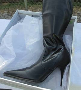 lot 180 image: Practically new Stella Black Boots size 7
