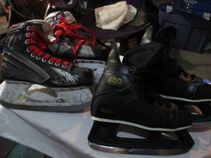 lot 182 image: Ice Hockey Skates Shown as pictured