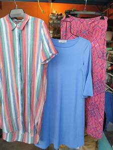 lot 183 image: Womens Clothing LG-XL as pictured