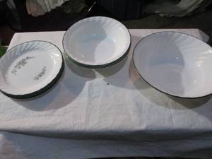 lot 184 image: Correlle Dishes, shown as pictured Goes with lot 185