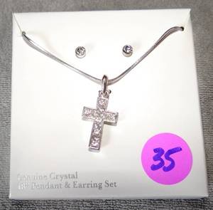 lot 35 image: GENUINE CRYSTAL 18 PENDANT & EARRING SET (RELIGIOUS CROSS) NEW