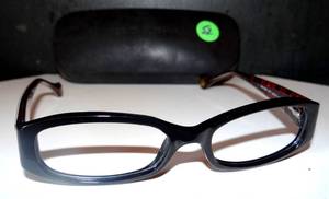 lot 52 image: LOVELY DOLCE & GABANNA PRESCRIPTION DESIGNER FRAMES AS SHOWN IN HARD CASE