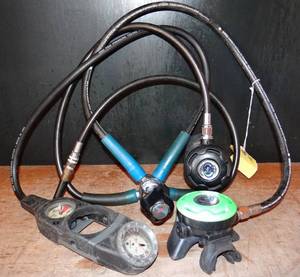 lot 73 image: PROFESSIONAL SEAQUEST MIRAGE SCUBA REGULATOR WITH 2ND STAGE AND OCTO