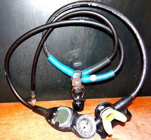 lot 74 image: SEAQUEST SCUBA REGULATOR WITH 2ND STAGE, COBRA COMPUTER AND COMPASS