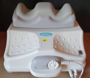 lot 121 image: Jaclean CY-106 Chi Vitalizer Machine Variable Speed Remote Passive Motion $$$ - WORKS