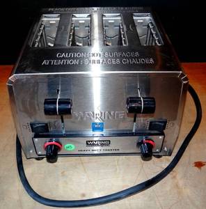 lot 143 image: BIG $ ITEM - Waring WCT850, 2,800 Watt Commercial Pop-Up Toaster, 4 Slice