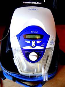 lot 144 image: Resmed S7 Elite Sleep & Respiratory Systems CPAP wPower Supply & Storage Case - WORKS