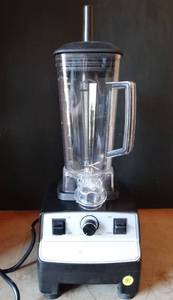 lot 181 image: AMBIANO Professional Blender BA-818B 1500W 8 Cups Stainless Steel Blade - WORKS $$$