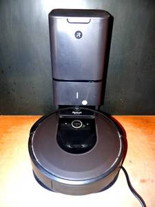 lot 280 image: BIG $ ITEM - iRobot Roomba i7 Wi-Fi Robot Vacuum - POWER TESTED GOOD, CLEAN UNIT WITH FILTER