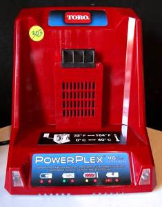 lot 303 image: TORO POWER PLEX 40 V LITHIUM CHARGER