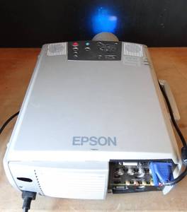 lot 328 image: BIG $ ITEM - Epson PowerLite EMP-9100i Portable Projector - WORKS