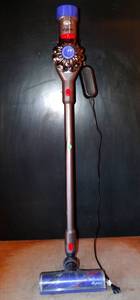 lot 331 image: DYSON Cyclone V10 Total Clean Cordless Vacuum Cleaner - TESTEDWORKS