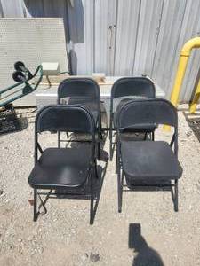 lot 271 image: Selection of 4 black foldable metal chairs