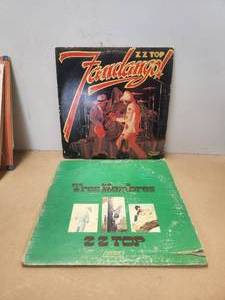 lot 275 image: Selection of 2 vintage ZZ Top albums