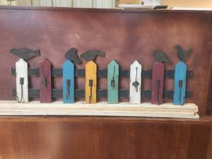 lot 94 image: Picket fence themed coat hanger rack