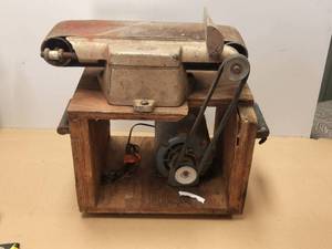 lot 247 image: Vintage Dunlap belt sander