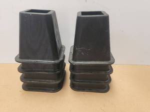 lot 262 image: Furniture-bed leg risers