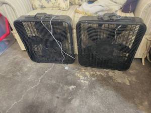 lot 266 image: Selection of 2 box fans