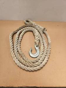 lot 178 image: Tow rope with hook