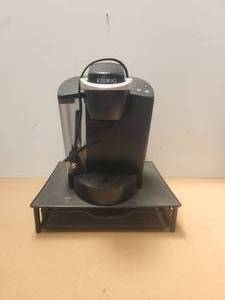 lot 172 image: Keurig coffee maker