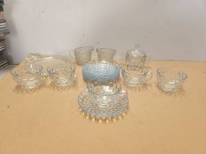 lot 166 image: Vintage Glass set