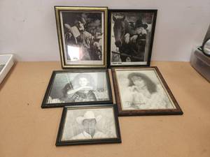 lot 160 image: Selection of 5 black and white photos with autographs