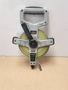 lot 141 image: Komelon steel reel 200-foot tape measure
