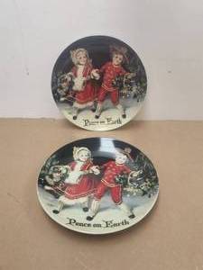 lot 34 image: Christmas plate - Peace on Earth by Nantucket