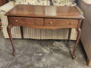 lot 52 image: Vintage side table, has been repaired
