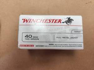 lot 47 image: Box of .40 S&W by Winchester - box of 100