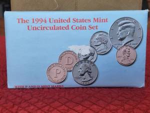 lot 83 image: 1994 U.S. Mint Uncirculated Coin Set