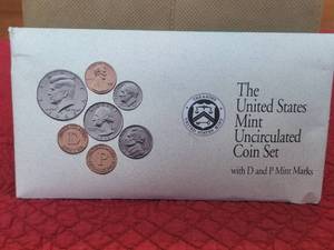 lot 157 image: 1992 United States Mint Uncirculated Coin Set