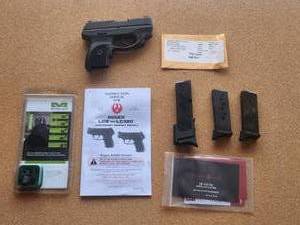 lot 210 image: Ruger Model 03212 - 9mm Luger Pistol LC9 - 3 clips -