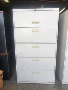 lot 11 image: Large lateral file cabinet with keys