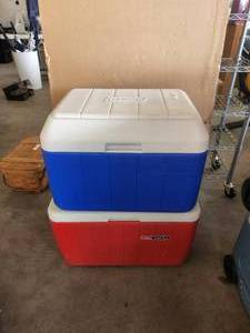 lot 188 image: Selection of 2 Coleman coolers