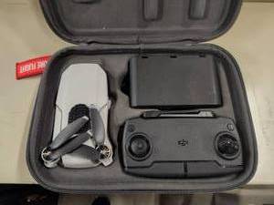 lot 85 image: Mavic mini drone in case