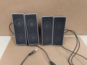 lot 113 image: 4 Logitech computer speakers