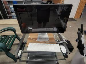 lot 155 image: Apple monitor, Keyboard, and mouse