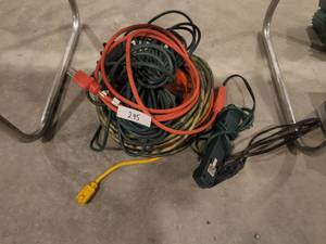 lot 245 image: Selection of extension cords