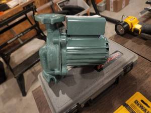lot 237 image: Taco continuous duty water circulating pump