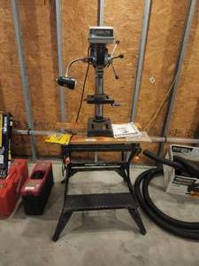 lot 249 image: Delta shop master Drill press with stand