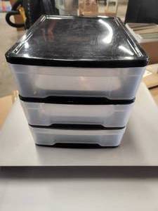 lot 62 image: Selection of office supplies