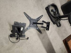lot 159 image: Selection of 2 TV wall mounts