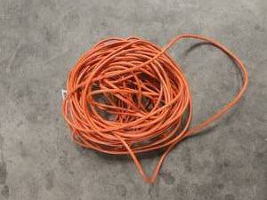 lot 262 image: 100-foot extension cord