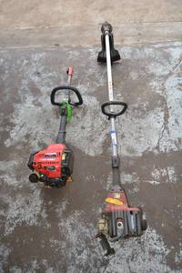 lot 77 image: Homelite and Troy-Bilt Weed Eaters (Running Condition Unknown - Please Preview)