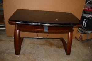 lot 7 image: Smoked Glass Top Desk with Keyboard Drawer