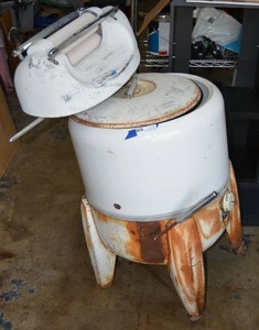 lot 2 image: Vintage Antique Washing Machine as shown