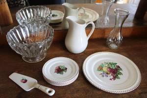 lot 52 image: Harker Pottery 22 Kt. Gold Plates and Server Plus Pitcher and Crystal Glass Serving Bowl