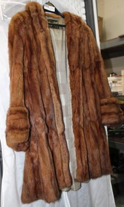 lot 95 image: Fur Coat by Rosenbergs Clarksburg, W. Va., please Preview