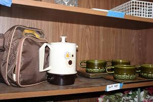 lot 45 image: Vintage Travel Coffee Maker Kit and Soup Mugs with Lunch Trays